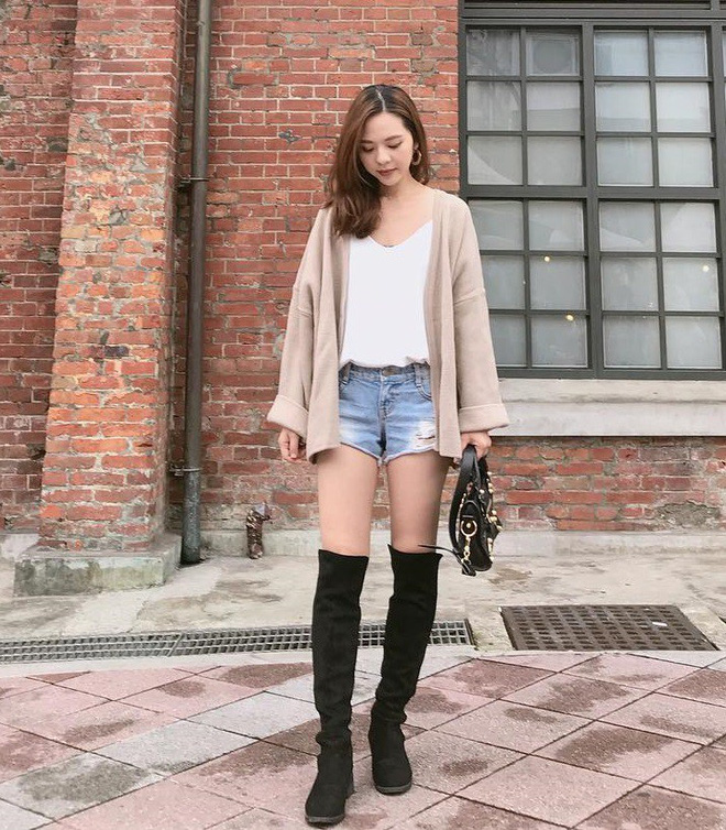 Boots cao cổ đang là mốt và đây là 4 cách diện chuẩn nhất mà bạn không thể bỏ qua - Ảnh 10. Boots cao cổ đang là mốt và đây là 4 cách diện chuẩn nhất mà bạn không thể bỏ qua - Ảnh 10.