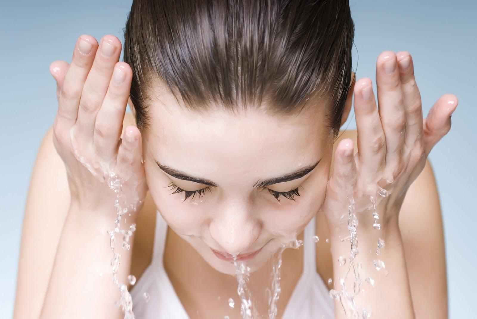 Rửa mặt' - bước quan trọng nhất để có làn da khỏe đẹp