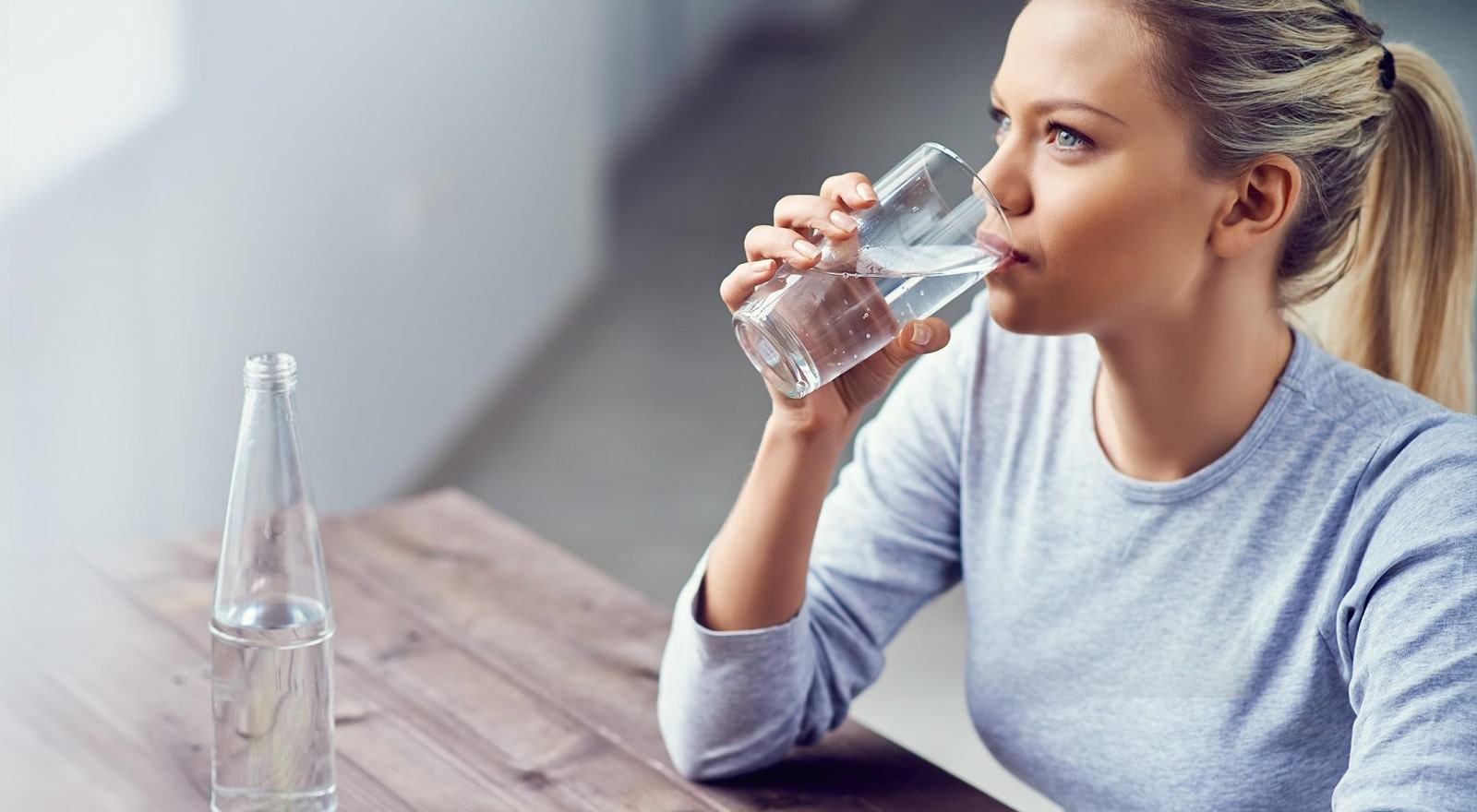 8 Cách uống nước đúng cách theo khoa học mỗi ngày tốt cho sức khỏe